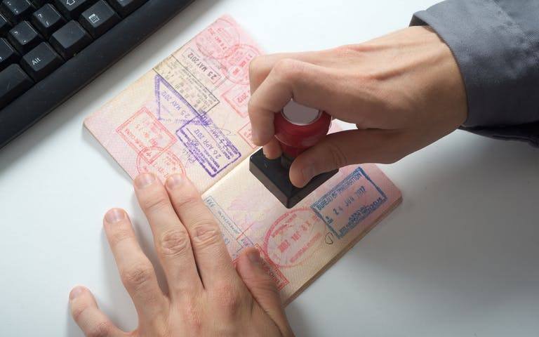 how to apply for visit visa for dubai